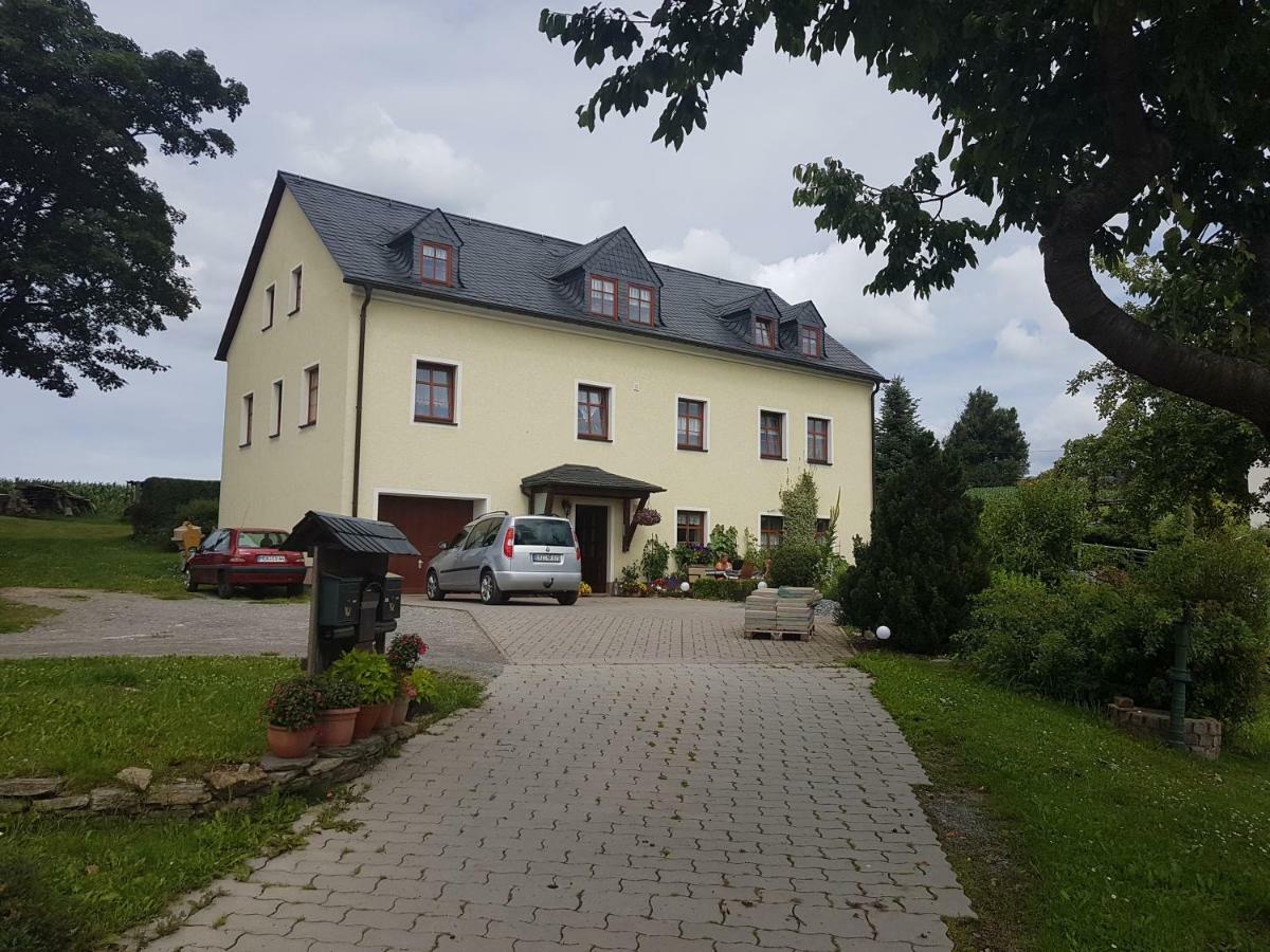 Strasse Des Friedens Apartment Hilmersdorf Exterior foto